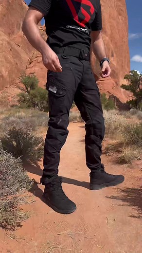 Tactical Pants Defender-𝐘𝐨𝐮𝐫 𝐫𝐞𝐥𝐢𝐚𝐛𝐥𝐞 𝐩𝐚𝐫𝐭𝐧𝐞𝐫 𝐨𝐧 𝐞𝐯𝐞𝐫𝐲 𝐚𝐝𝐯𝐞𝐧𝐭𝐮𝐫𝐞!🧗‍♂️ Price:160€ 𝐅𝐫𝐞𝐞 𝐬𝐡𝐢𝐩𝐩𝐢𝐧𝐠 𝐰𝐨𝐫𝐥𝐝𝐰𝐢𝐝𝐞 ⭐️ Innovation from DIG:For the first time commercially available pants with advanced fabrics. 🏠 Feel Like home:Unique cut top-notch technology = comfort and safety wherever you are. 🛡️ NYCO Stretch Rip-Stop:Maximum durability unparalleled comfort. Water-resistant and tough for every challenge. 🪓 Cordura 3L:Top-tier durability, waterp