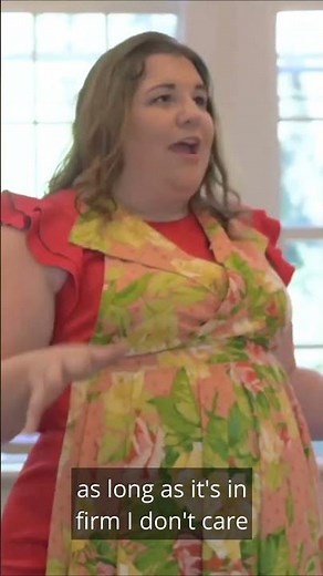 How to Put Flower Stems Into Floral Foam When Designing Wedding Installations