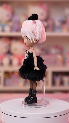 👑✨ Hello Kitty Manga Doll Golden Diva | ¡La muñeca más DIVA de la moda manga llega para brillar! 🎤🌸