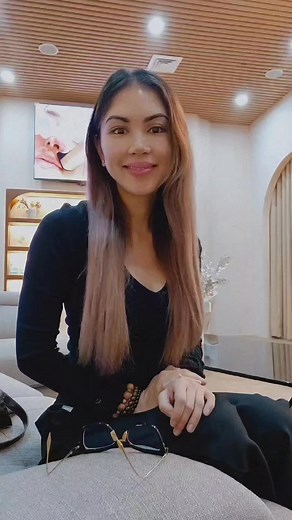10K views · 457 reactions | 1 week after my Alma Hybrid treatment, the scabs are gone and it was time for yellow laser to lighten the blemishes. Skin is getting better each visit! Love, Skin Clinic | Mara Aquino | Facebook