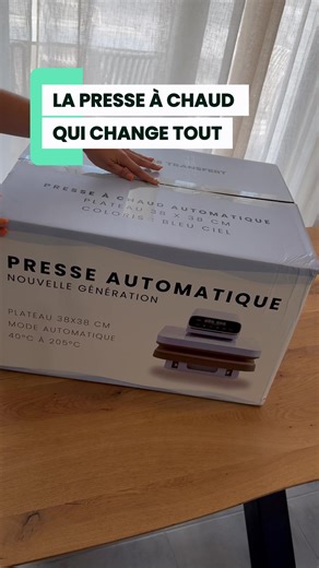 Je vais être honnête avec toi. Quand tu passes sur une presse automatique… tu ne reviens plus en arrière. La AutoMagic, c’est : • pression intelligente qui s’adapte toute seule • ouverture automatique • écran tactile clair et précis • plateau 38x38 confortable pour tout type de projet Tu poses ton textile, tu mets ton motif, tu lances… et le résultat est net, régulier, professionnel. Que tu débutes ou que tu veuilles passer un cap dans ton atelier, c’est clairement le genre de machine qui change