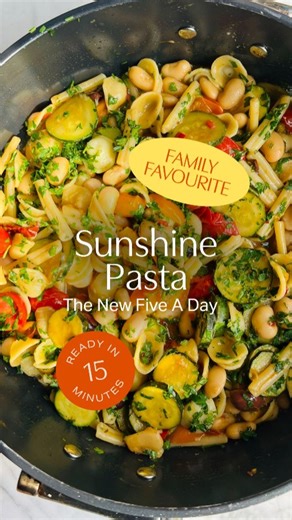 Dr Federica Amati PhD MPH MSc RNutr on Instagram: "THE NEW 5 A DAY - episode 6: Sunshine Pasta 🍝 This is a family-friendly dish that’s packed full of delicious and colourful plants. I know you’re going to love it. Comment PASTA to get the recipe card sent straight to you. Head to my YouTube channel to watch the full episode, including a deep dive into how you can adapt the Mediterranean diet to suit your tastes and needs. Ingredients: 120g orecchiette pasta 3 tbsp olive oil 6 good quality ancho