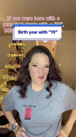 Don’t wrap presents on the floor if your birth year starts with “19”. #slidequeen👑 #genx #presents #1974