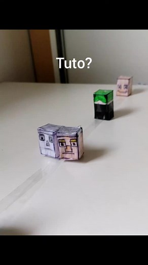 Papercraft de Brainrot: Aventura de Lucky Block