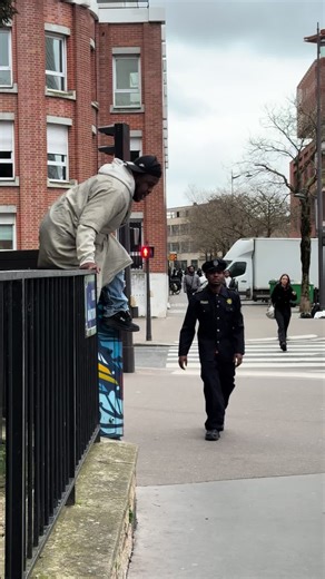 C’est ramadan qui demande ça 😂 @Suarez le blackis🇨🇮🇫🇷