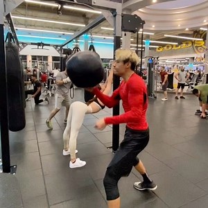 6K reactions · 45K shares | Follow my page for more You can take this how ever you want #floatingballchallenge there is a guide on my YouTube, Tell me down below what other floating ball ideas should I do, best ones get a shoutout. @foggyray_music @tetianagaidar | Thomas Wu | Facebook