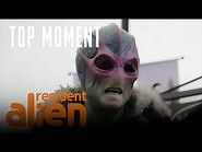 Alien vs Kid - Resident Alien - SYFY