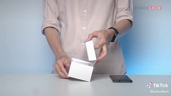 Unboxing the Nokia C30: First Impressions