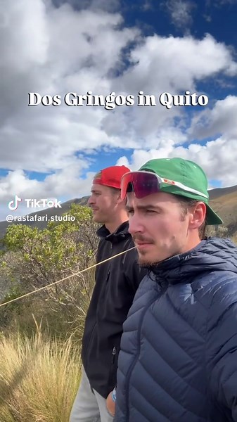 Quito ⛰️💚 #quito #ecuador #backpack #brothers #southamerica