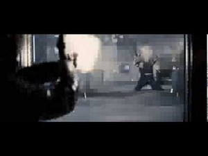 Max Payne - girl with machine gun (3)