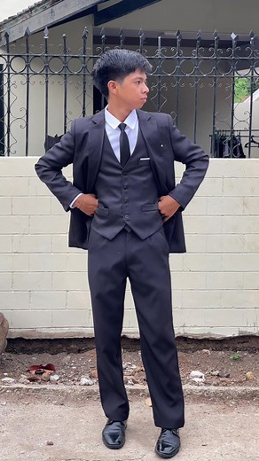Suit Set para sa JS Prom: Eleganteng Pagsusuot ng Lalaki