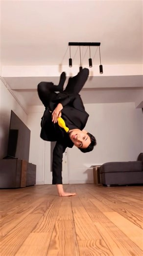 dc: danchmerk // with my stuff 😄 #dance #breakdance #trending #viral