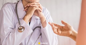 Zastrzał palca - objawy, leczenie, domowe sposoby na zastrzał
