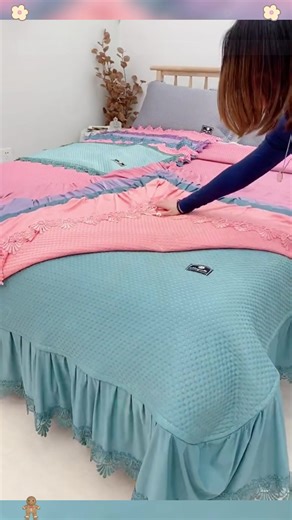 The patchwork quilt your fall nights have been waiting for 🍁 #patchworkquilt #fallvibes #autumnaesthetic #DuvetCoverSet #quilted