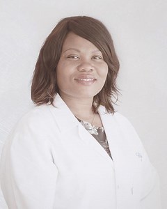 Meet Rodeline, #Chopard Watch-Polishing Artisan. Driven by her unyielding passion since she first joined the Maison at 15, she brings forth radiance. Discover this Artisan of Emotions captivating story: chopard.co/WatchmakingPolishingArtisan #ArtisansOfChopard #Craftsmanship #SavoirFaire #ChopardWatch #SwissMade #LuxuryWatch | Chopard