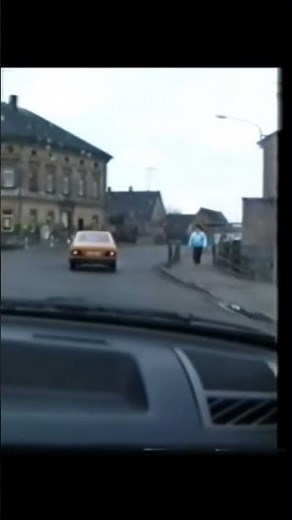 straßenverkehr DDR zur Wende #ddr #automobile #ddralltag