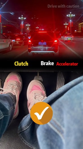 1.7M views · 6.9K reactions | 3_seconds,_allowing_you_to_avoid_a_car_accident.#reelstrending #reelschallenge #facebookreelsviral #reelsfypシ #reelsfacebook #drivingtips | Driving tips | Facebook