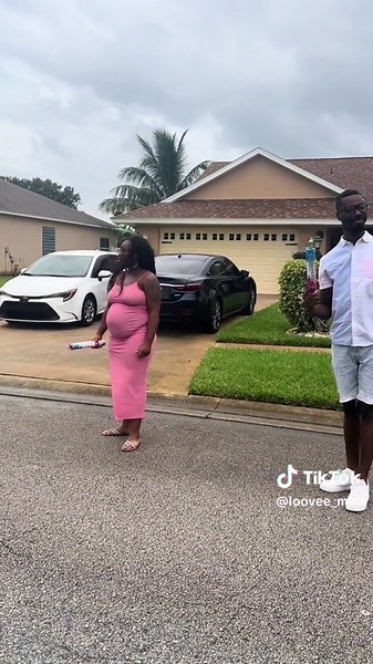 Throwback to my gender reveal lol they tricked me !!! I wanted a girl and all I saw was my pink smoke so when the wind blew the blue smoke over Clearly you can see i was confused 🤣🤣 #fyp #genderreveal #prank