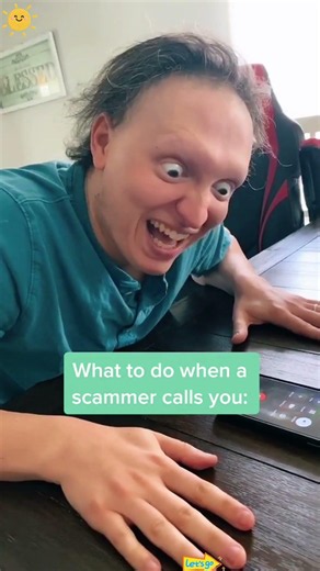 How to deal with scam calls#shorts #comedy #fyp #funny