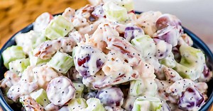Chicken Salad with Grapes
