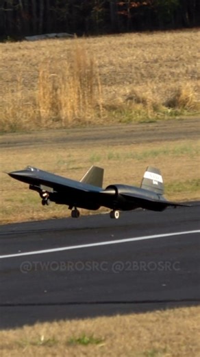 11K views · 1.9K reactions | Here's one minute of the Freewing SR-71 twin 70mm. From higher speed passes to wheelie touch and goes, high alpha, and chute deployment, there's not too much you can do with it. But it certainly looks cool, and that's worth something! #aviation #rc #rcplane #sr71 #blackbird | Two Brothers Radio Control | Facebook
