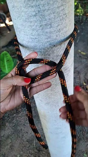 Woman Teaches How to Tie a Very Useful Knot for Thick Ropes #knot #rope