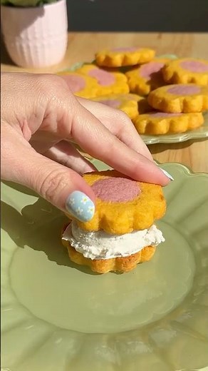 3-Ingredient Flower Ice Cream 🍦🌷