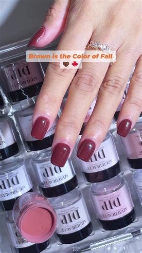 DIY Fall Nail Art Ideas Using Dip Powder