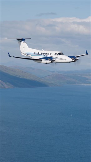 115K views · 2.8K reactions | King Air cruising  #beechcraft | Beechcraft | Facebook