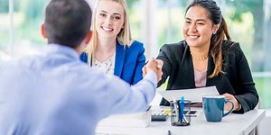 Jobseekers: Introduce Yourself With Style