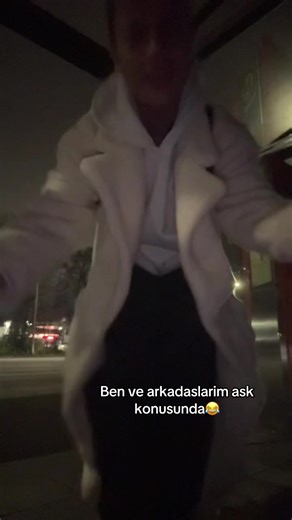 Ben ve Arkadaşlarım Aşk Konusunda Komik Anılar