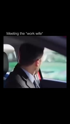 MEM3 DOC on Instagram: "(via @vivaladirt) Working in an office offers a structured and collaborative environment where employees can focus on their tasks while engaging with colleagues. The atmosphere often encourages teamwork, allowing people to share ideas, solve problems, and support one another in achieving common goals. With access to resources like printers, meeting rooms, and shared databases, office settings can enhance productivity and communication. Routine interactions, such as team m