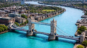 London river crossing at Tower Bridge