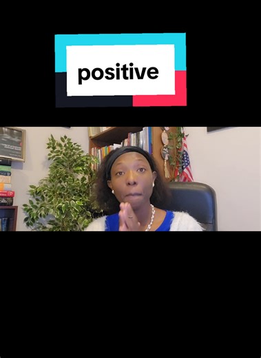 👉 Écris simplement confidence ou confiance dans les commentaires. Améliorer sa prononciation en anglais, parler anglais avec confiance, réduire son accent français, comprendre la phonétique anglaise, maîtriser les voyelles et consonnes anglaises, apprendre le stress des mots en anglais, le rythme et l’intonation de l’anglais parlé, les liaisons, les contractions, la musique naturelle de l’anglais, gagner en fluidité à l’oral, parler anglais au travail, réussir un entretien en anglais, communiqu