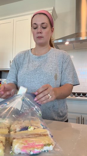 12K views · 59 reactions | Cleaning under and behind the refrigerator was absolutely NOT on the top of my to-do list today but it happened 﫠﫠﫠﫠 #cleanwithme #momhumor #dayinthelife | Joyful and Rising | Facebook