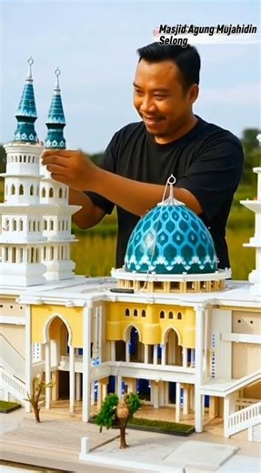 making masjid miniatur Mujahidin selong...