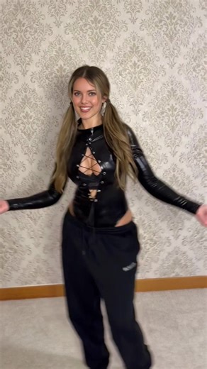 Why This Outfit is Perfect for Dance and Cosplay
