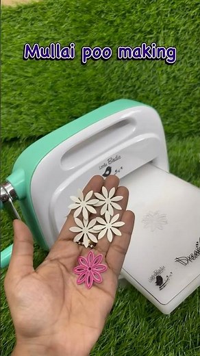 Handmade mullai poo making DIY #diy #handmade #mullaipoo #foamiran #jasmine #shortsfeed #craft