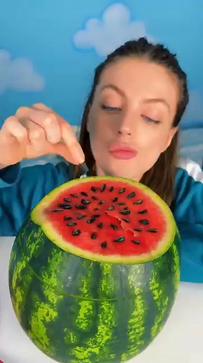 🤣😃😱Funny_Watermelon_Prank_🤣_ #shorts. . . . . . . . . . . . . . . . . . . . . . . . . . . . #watemelon #prank #prankvideo #funnyvideos #funny #shorts #trend #challengchalleng #short #challenge #fb #fbreelsfypシ゚viralシ #viralreelschallenge #fbreelsfypシ゚viralfbreelsfypシ゚viral #viralphotochallenge #viralvideochallenge #videoviralシ #viralchallenge #fbpost2025シ #trendingreelsvideo #fbreels2025ツ #trendingreel #BOOMchallenge #Boom | MrDegree.Official