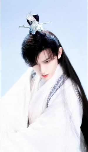 Cheng Yi's Diverse Roles in Chinese Dramas