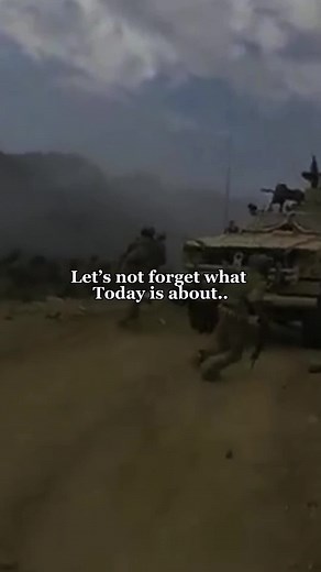 “Extortion 17.” Aug. 6, 2011, CH-47 Chinook helicopter crash in Wardak province, Afghanistan. #afghanistan #war #11yearsagotoday #extortion17 #restinpeace