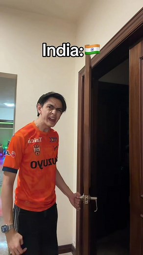 Abrir una puerta en India: Humor y comedia