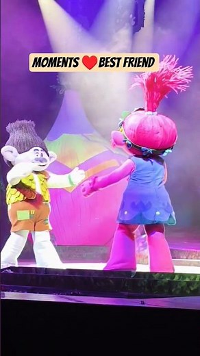 Epic TROLLS Live Show at Universal Studios! 🎤✨ | Must-Watch Moments