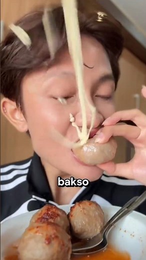 Why Do Meatballs in Indonesia Taste Like Flour? #shorts