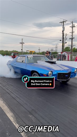 Big Burnout From a 2nd Gen Camaro at the Drag Strip 🔥 . . . #Camaro #MuscleCar #Burnout #DragRacing #OldSchool