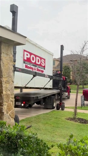 We’re always excited to get a glimpse of your PODS experience! Don’t forget to tag us in your pictures and videos and use #MyPODSMove for a chance to be featured on our profile! 📸📹 | PODS Moving & Storage