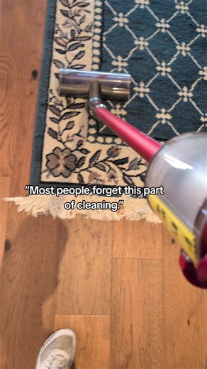 My OCD would never let me leave carpet frills messy 😅 It’s the little details that separate a quick clean from a professional deep clean. If you know, you know 👀✨ #CleanTok #OddlySatisfyingCleaning #ProfessionalCleaner #DetailCleaning #CleaningSatisfaction