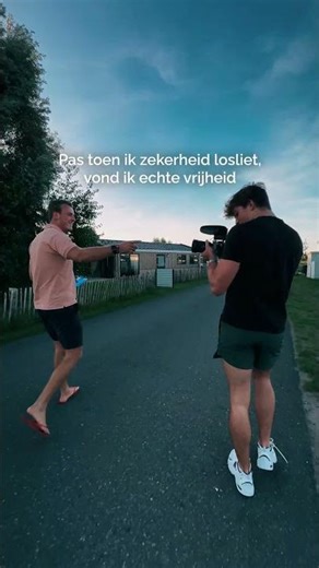"Pas toen ik zekerheid losliet, vond ik echte vrijheid." 🦅