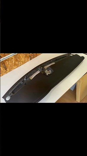 マセラティ クワトロポルテのダッシュボード張替え修理