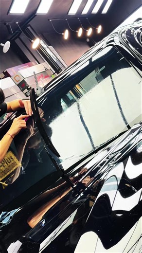 USAK PPF Benefits: 👉100% better then ceramic coating. 👉Stones chips protection. 👉TPU with self healing formulation on minor scratches. 👉Chemical, stains & dirt resistance. 👉Prevent acid rain from damaging original paint. 👉Weather ability & durability 👉Invisible & Hi-Gloss material. 👉Helps retain vehicle's resale value. 👉Best protection for bird drops, tree sap & bugs 👉Hydrophobic surface & self cleaning effect. 👉No more polish & waxing. Brand Lustro Coating •Technology is proven by US